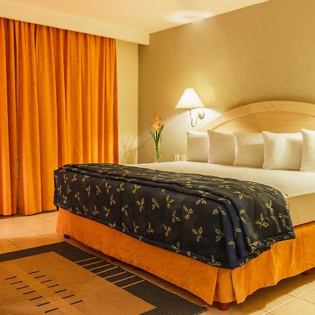 Plaza Inn Express Тапачула Екстер'єр фото
