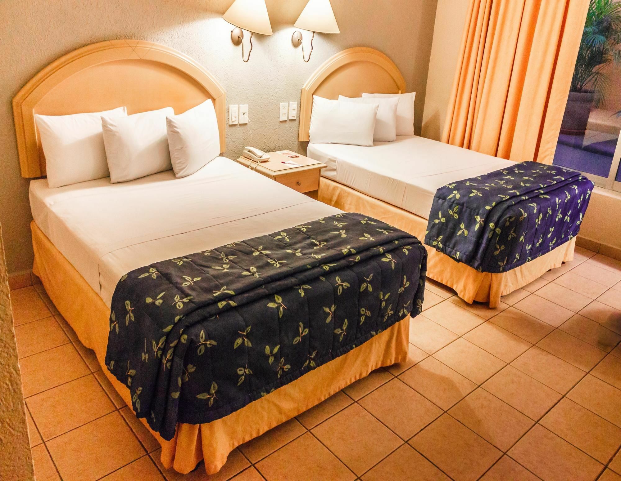 Plaza Inn Express Тапачула Екстер'єр фото